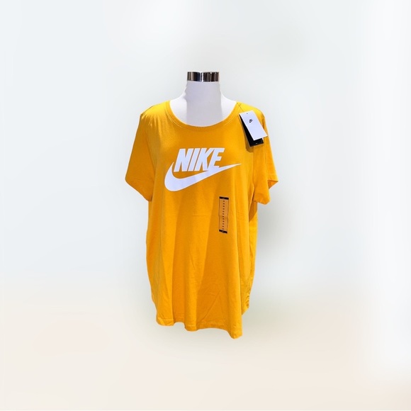 Nike Tops - 🆕 Nike Sz 2X Golden Yellow T-Shirt